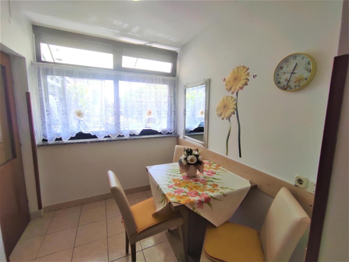 Anic Apartment *