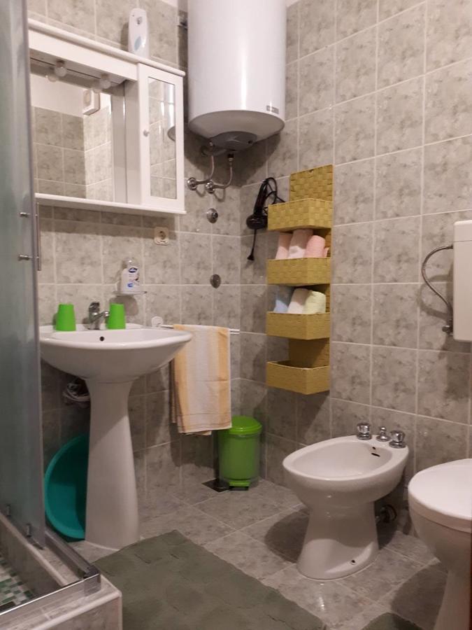 Anic Apartment *